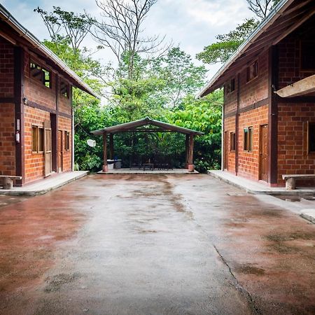Hosteria Las Heliconias เตนา ภายนอก รูปภาพ